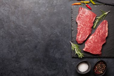 Ham mermer sığır eti biftek