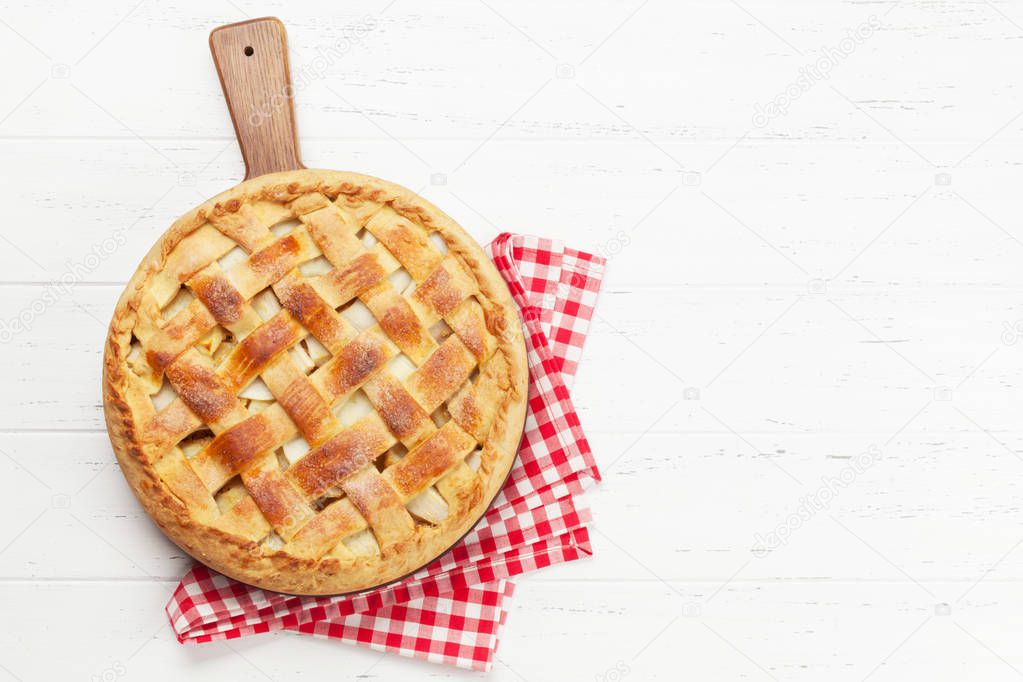 Traditional apple pie