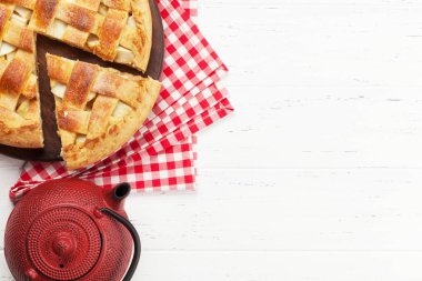 geleneksel elmalı turta