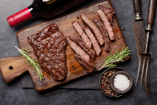 Grilovaný hovězí steak — Stock fotografie