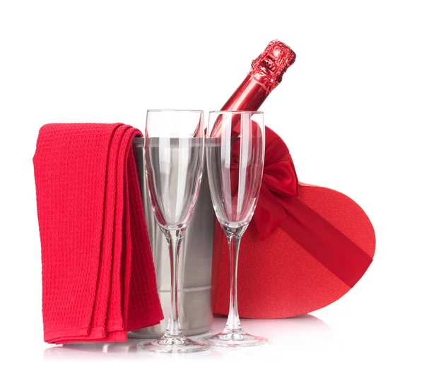 Champagne och gift box — Stockfoto