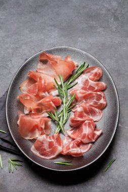İspanyol reçeli, prosciutto crudo jambon, İtalyan salam