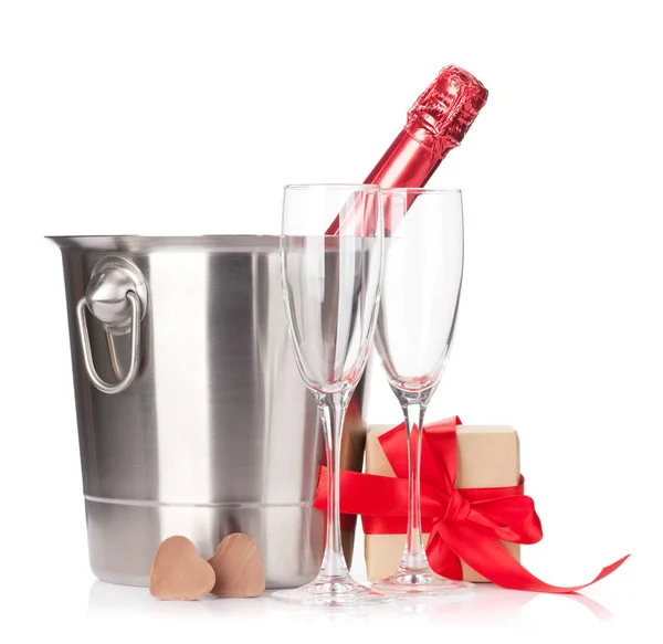 Champagne och gift box — Stockfoto