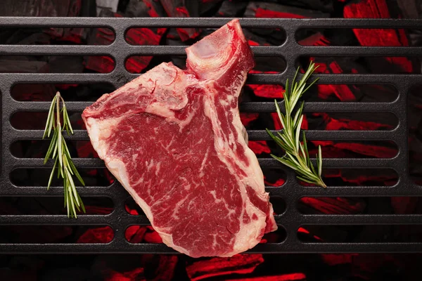 Bife Vaca Bone Cozinhando Grelha Vista Superior Flat Lay — Fotografia de Stock