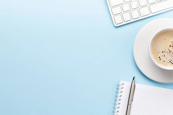 Blue Workplace Desk Table Computer Supplies Coffee Top View Space — Stock Photo, Image