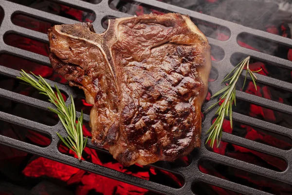 Bone Beef Steak Cooking Auf Dem Grill Draufsicht Flach Gelegt — Stockfoto