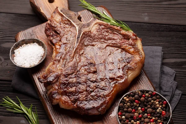 Bistec Ternera Parrilla Con Especias Hierbas — Foto de Stock