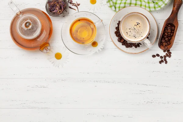 Kräutertee Teekanne Und Tasse Und Espressokaffee Auf Holztisch Draufsicht Mit — Stockfoto