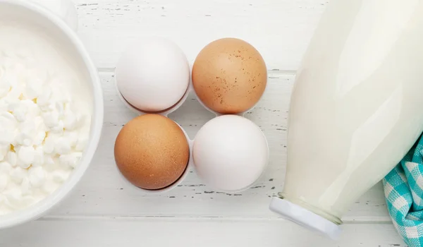 Dairy Products Milk Cottage Cheese Eggs Wooden Table Top View — Stock Photo, Image