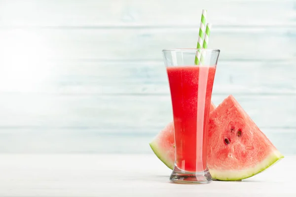 Frisse Sappige Watermeloen Smoothie Met Kopieerruimte — Stockfoto