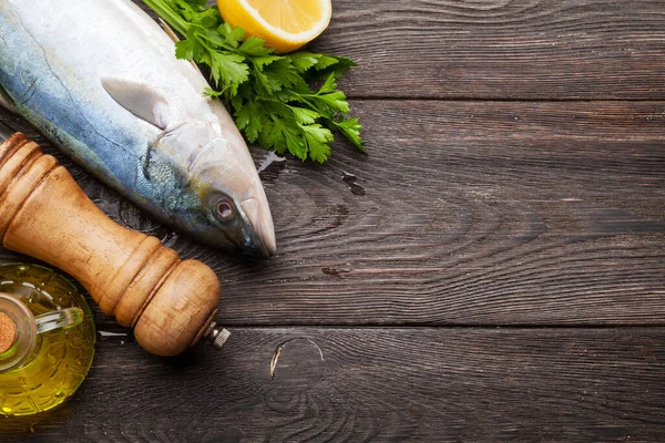 Cucina Pesce Crudo Frutti Mare Ingredienti Cena Sul Tavolo Legno — Foto Stock