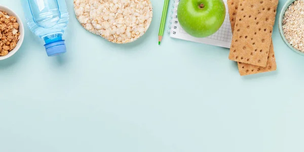 Hälsosam Mat Och Väga Förlust Koncept Kost Och Fitness Ovanifrån — Stockfoto