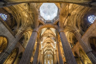 İç katedral Kutsal Haç ve Aziz Eulalia Barcelona, İspanya
