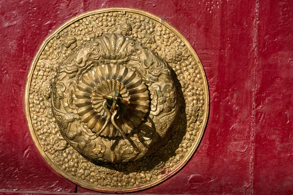 Close Van Gouden Deur Verwerken Spitok Klooster Ladakh India — Stockfoto