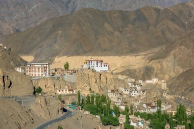 Lamayuru veya Yuru Gompa Tibetli Budist manastır Ladakh, Jammu ve Keşmir, Hindistan