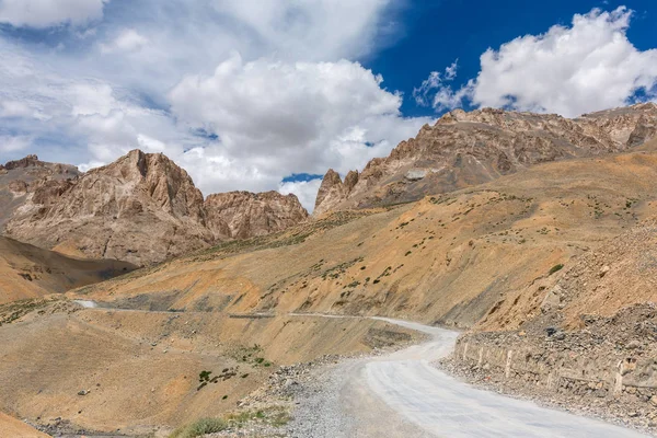 dağ manzarası Manali - Leh yol Ladakh, Jammu ve Keşmir, Hindistan Tarih