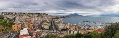 Napoli Körfezi ve Vezüv Yanardağı, il Campania, İtalya Liman Panoraması