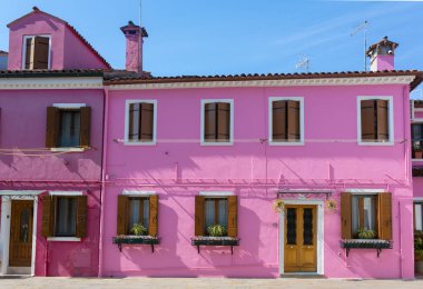 Burano, Venedik, İtalya 'daki renkli ev.