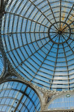 Cam çatı ve kemer kubbe Galleria Umberto ı - Napoli, Campania, İtalya