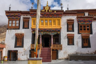 Likir Gompa Manastırı Ladakh, Hindistan için giriş