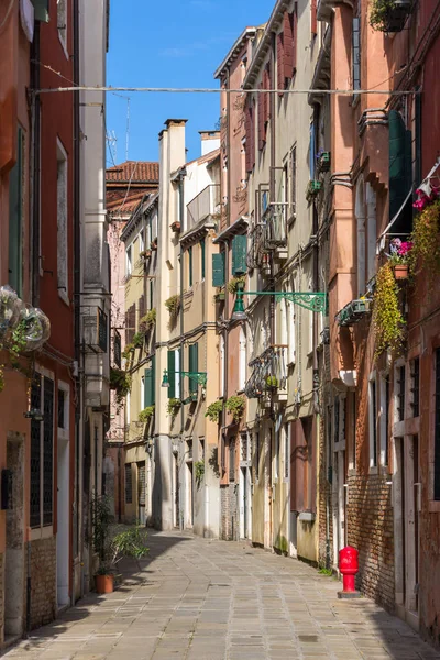 Wąska Ulica Włoski Wenecja Włochy — Zdjęcie stockowe
