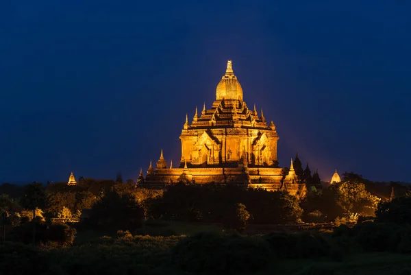 Verlichte Bagan Tempel Nachts Myanmar — Stockfoto