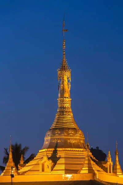 Золота Пагода Бірманська Hpa Сіті Янма — стокове фото