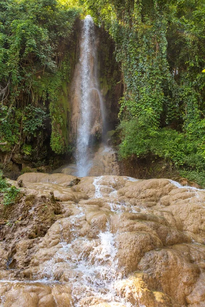 Tropiskt Vattenfall Nära Landet Village Burma — Stockfoto