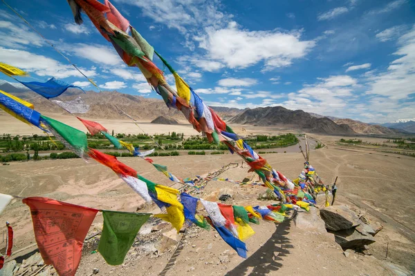 Leh Ladakh Junio 2017 Coloridas Banderas Oración Budista Con Oraciones —  Fotos de Stock