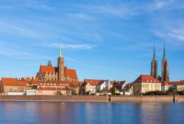 Wroclaw, Polonya - 10th Aralık 2017: Katedrali, Saint John Baptist Oder Nehri Wroclaw, Polonya