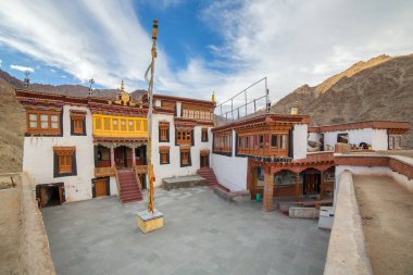 Likir Gompa Manastırı Ladakh, Hindistan için giriş