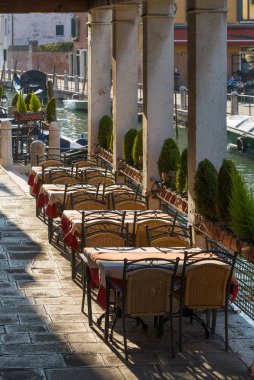 Venedik, Italu açık restoran