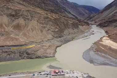izdiham zanskar ve indus nehir - leh, ladakh, Hindistan