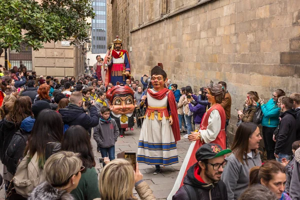 Барселона Испания Марта Парад Традиционных Гигантов Барселоне Каталония Испания — стоковое фото