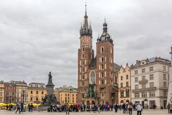 Krakow Poland March 2018 Mary Gothic Church Main Market Square — Stock Photo, Image