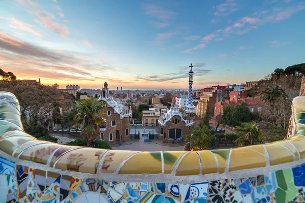 Pohled Sunrise Park Guell Navrhl Antoni Gaudí Barcelona Španělsko — Stock fotografie