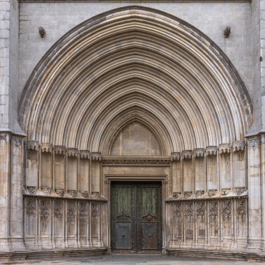 Girona, İspanya Saint Mary Katedrali havarilerin Portal.