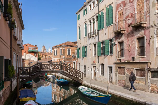 Benátky Itálie Března 2018 Den Pohled Straně Průplavu Benátky Itálie — Stock fotografie