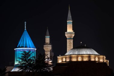 Geceleri, Konya Mevlana Müzesi Camii