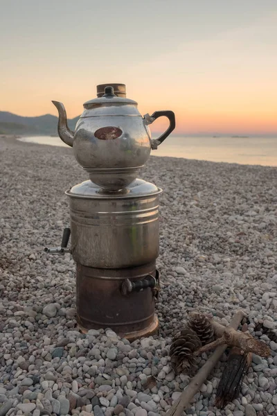 Turco antiguo Samovar para preparar té — Foto de Stock