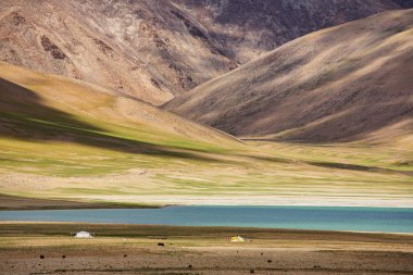 Ladakh Kiagar Tso gölü güzel manzara, Hindistan