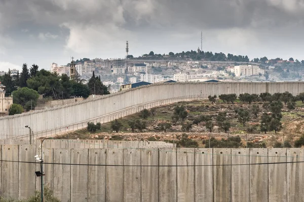 Elválasztó fal között Izrael és Ciszjordánia — Stock Fotó