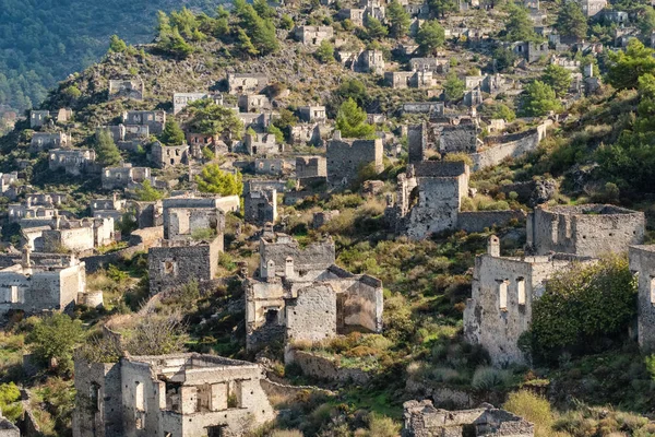 La aldea griega abandonada de Kayakoy, Turquía . — Foto de Stock