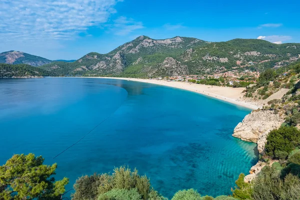 Spiaggia di Blue Lagoon a Oludeniz, Turchia — Foto Stock