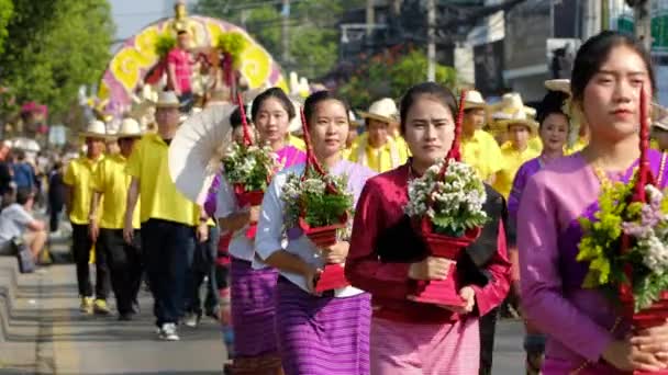 Årsdag Chiang Mai Flower Festival 2017 invigning. — Stockvideo