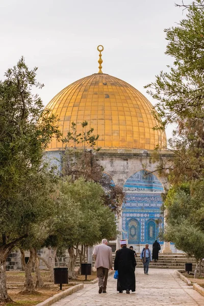 Moskee van al-Aqsa of Rotskoepel in Jeruzalem, Israël — Stockfoto