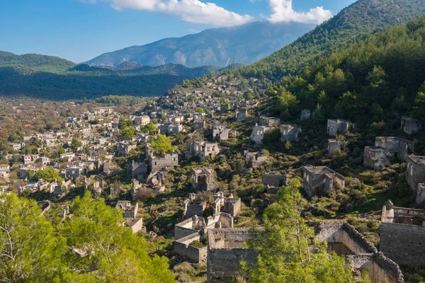 La aldea griega abandonada de Kayakoy, Turquía . — Foto de Stock