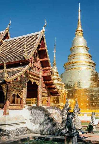 Wat Phra Singh en Chiang Mai, Tailandia . — Foto de Stock