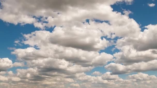 Felhők és az ég Cloudscape idő megszűnik — Stock videók