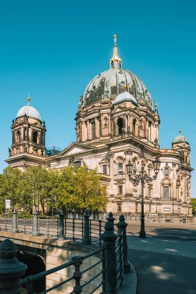 Berlin Cathedral or Berliner Dom on Museum island — Stock Photo, Image